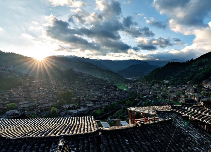 Explore the Splendid Guizhou, Unite as One and Forge Ahead T